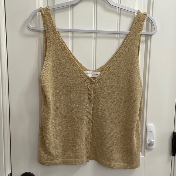 nectar clothing Tops - Nectar clothing sweater tank top.  M